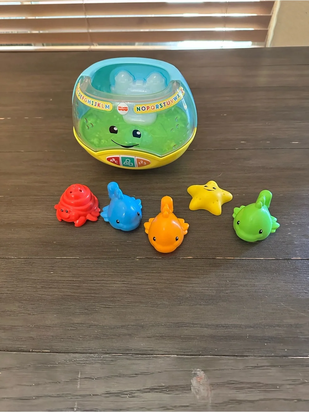 Fisher Price Laugh & Learn Magical Lights Fishbowl